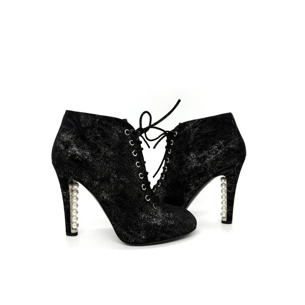 Chanel Pearls Heel Ankle Boot Velvety Black Leather Lace Up EU 39.5 US 9.5